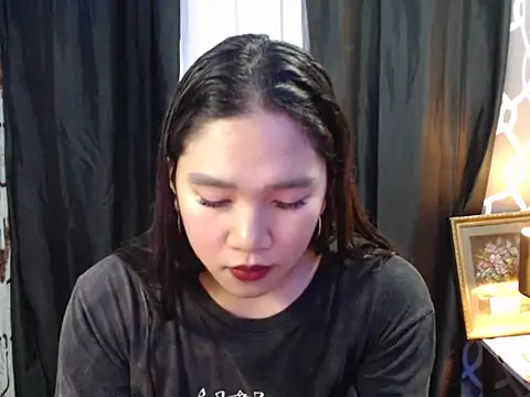 Snapshot of slut_clio chatting on 10-08-25, 09:11 slut clio online show from 10-08-25, 09:11