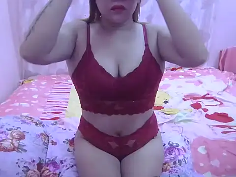 WildPussy4uxx online show from 06-26-26, 11:05
