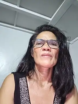 ImYourWoman 55 online show from 05-17-26, 10:21