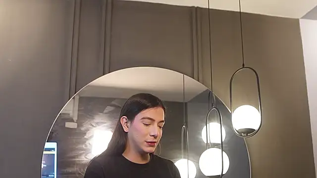 Ariaa Isabell online show from 04-07-26, 06:32