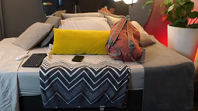 Ariaa Isabell online show from 03-03-26, 06:26