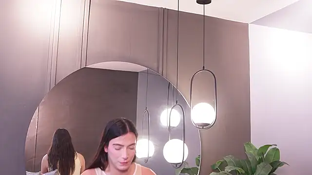 Ariaa Isabell online show from 04-09-26, 06:36