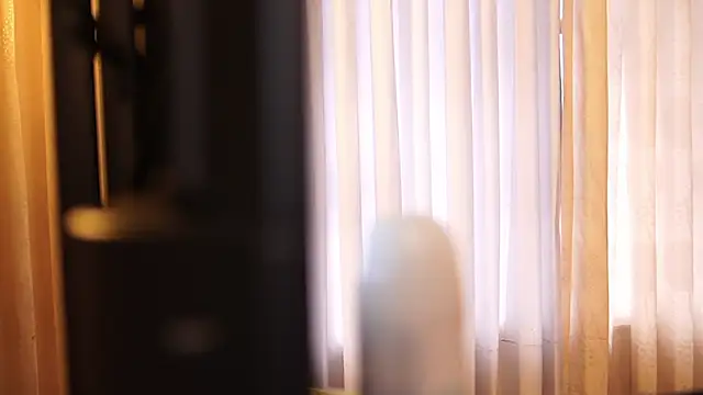 Ariaa Isabell online show from 10-20-25, 06:08