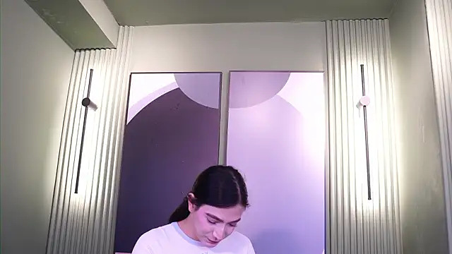 Ariaa Isabell online show from 07-11-26, 01:11