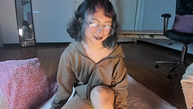 TerumiKitty online show from 01-12-26, 10:03