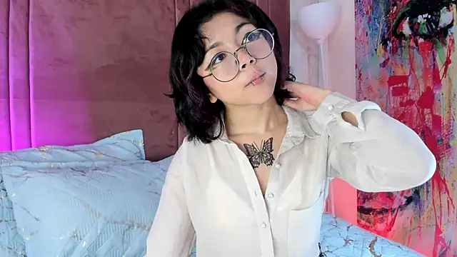 TerumiKitty online show from 04-25-26, 08:17