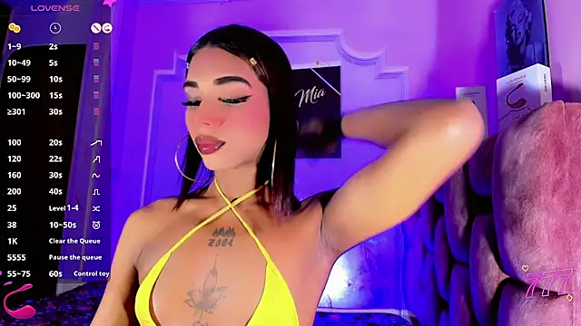 LADY-HOT-SEXY- online show from 06-27-26, 10:05