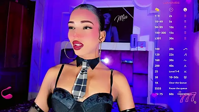 Snapshot of LADY-HOT-SEXY- chatting on 06-08-26, 12:38 LADY-HOT-SEXY- online show from 06-08-26, 12:38