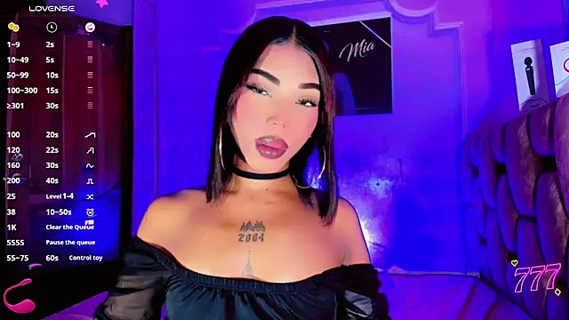 Snapshot of LADY-HOT-SEXY- chatting on 06-16-26, 01:05 LADY-HOT-SEXY- online show from 06-16-26, 01:05