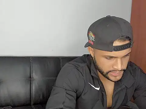 Pier Simons online show from 10-02-25, 05:44