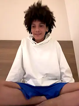 Max Rain online show from 09-14-25, 04:57