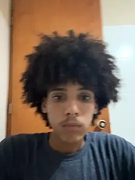 Snapshot of Max_Rain chatting on 01-16-26, 10:58 Max Rain online show from 01-16-26, 10:58