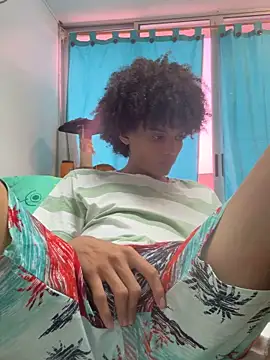 Snapshot of Max_Rain chatting on 04-02-26, 12:45 Max Rain online show from 04-02-26, 12:45