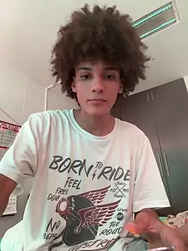 Snapshot of Max_Rain chatting on 04-03-26, 06:25 Max Rain online show from 04-03-26, 06:25