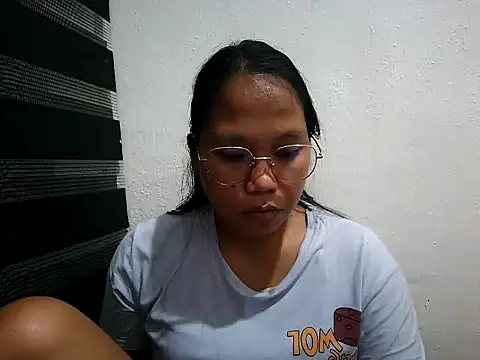 Snapshot of SpankyMyAss69 chatting on 02-21-26, 01:24 SpankyMyAss69 online show from 02-21-26, 01:24