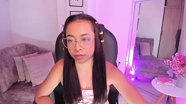 July Adams online show from 11-13-25, 04:05