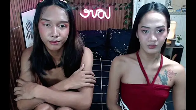 Snapshot of XTsYassyHot69X chatting on 07-13-26, 11:42 XTsYassyHot69X online show from 07-13-26, 11:42