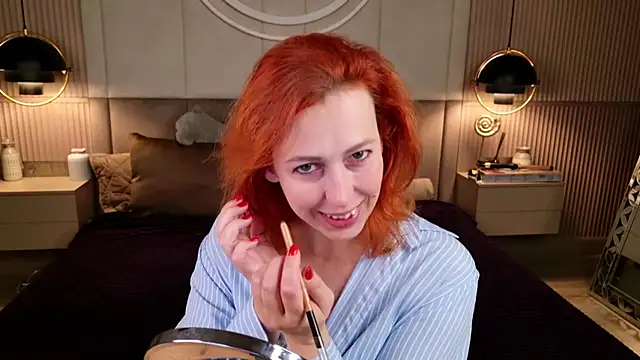Snapshot of Evie_Bennet chatting on 09-09-25, 10:36 Evie Bennet online show from 09-09-25, 10:36