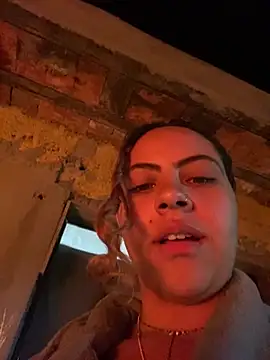 Snapshot of Chloe_Leaozinho chatting on 06-21-26, 10:15 Chloe Leaozinho online show from 06-21-26, 10:15