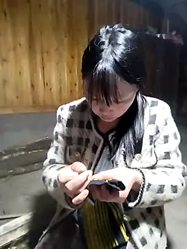 Tiyir597 online show from 11-18-25, 02:59