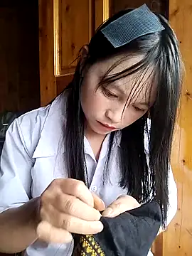 Snapshot of Tiyir597 chatting on 10-01-25, 03:55 Tiyir597 online show from 10-01-25, 03:55