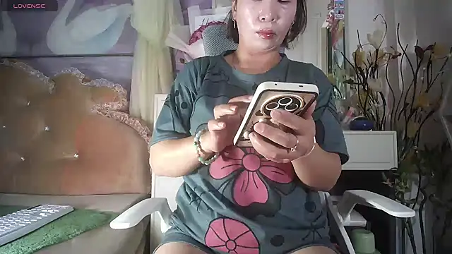 lyly asian online show from 03-17-26, 12:13