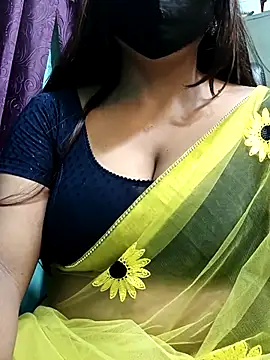 Snapshot of Bhanu-Sharma chatting on 10-18-25, 03:36 Bhanu-Sharma online show from 10-18-25, 03:36