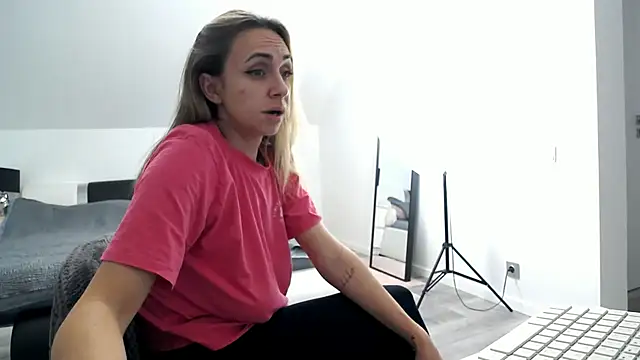 ArabianMalikah online show from 02-15-26, 07:46