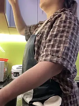 Snapshot of kute_sex chatting on 09-18-25, 01:41 kute sex online show from 09-18-25, 01:41