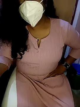 Jessi 25 online show from 03-08-26, 12:30