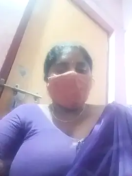 Jessi 25 online show from 01-06-26, 06:56