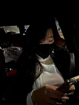 xiao-mo520 online show from 10-23-25, 01:21