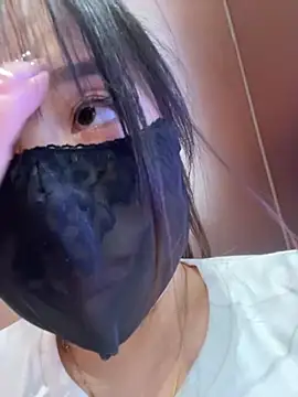 xiao-mo520 online show from 10-31-25, 11:07