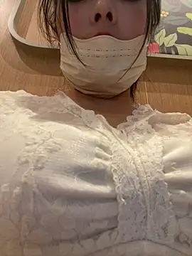 xiao-mo520 online show from 12-18-25, 09:58