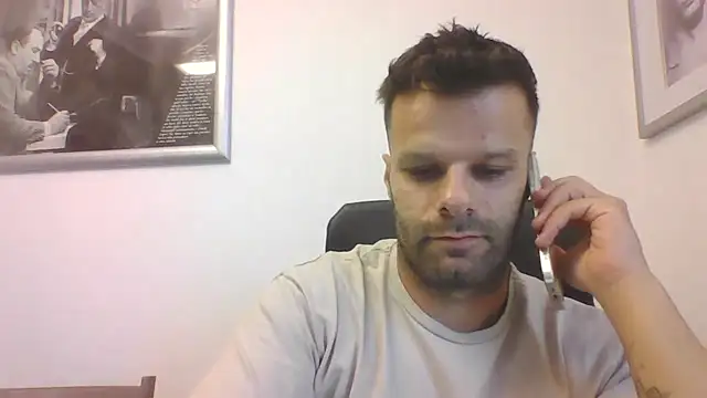 Snapshot of FROCETTO93 chatting on 09-11-25, 07:30 FROCETTO93 online show from 09-11-25, 07:30