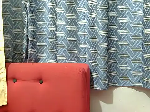 prettykrysgirl online show from 05-06-26, 08:51