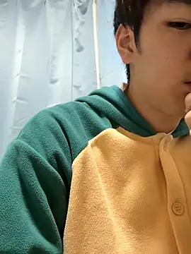 suzaku1229 online show from 11-12-25, 01:48