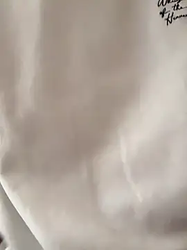 suzaku1229 online show from 10-30-25, 04:55