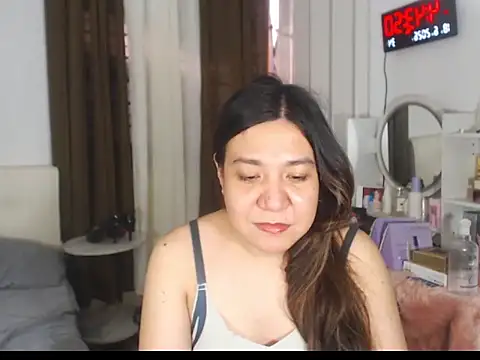 Snapshot of stellahugeX chatting on 06-18-26, 08:46 stellahugeX online show from 06-18-26, 08:46