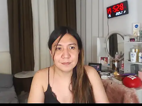 Snapshot of stellahugeX chatting on 07-04-26, 12:53 stellahugeX online show from 07-04-26, 12:53