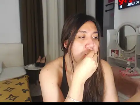 stellahugeX online show from 04-13-26, 08:24