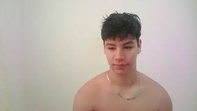 zeus 181 online show from 06-14-26, 01:45