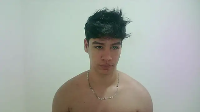 zeus 181 online show from 06-20-26, 01:54