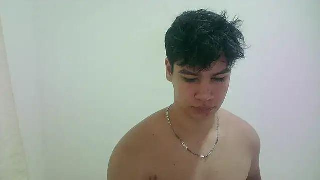 zeus 181 online show from 06-23-26, 01:47