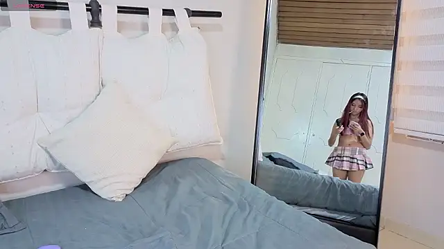 ashly jones  online show from 03-10-26, 04:05