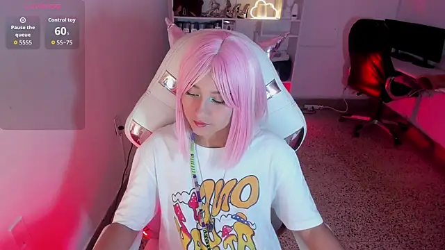 Molly sweetlove online show from 11-26-25, 06:52