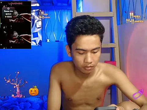 Demure Asian143 online show from 11-02-25, 06:51