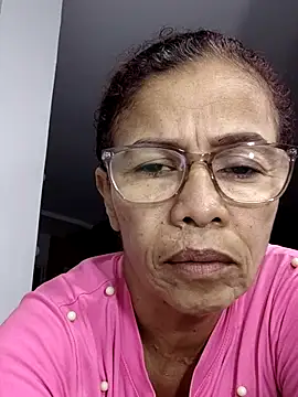 Snapshot of Merybeks chatting on 04-16-26, 10:05 Merybeks online show from 04-16-26, 10:05