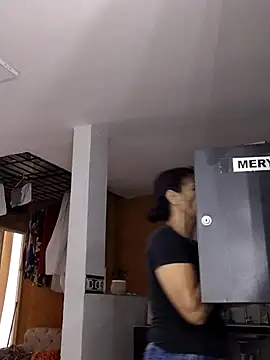 Snapshot of Merybeks chatting on 03-28-26, 10:27 Merybeks online show from 03-28-26, 10:27