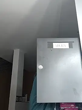 Snapshot of Merybeks chatting on 04-09-26, 09:37 Merybeks online show from 04-09-26, 09:37